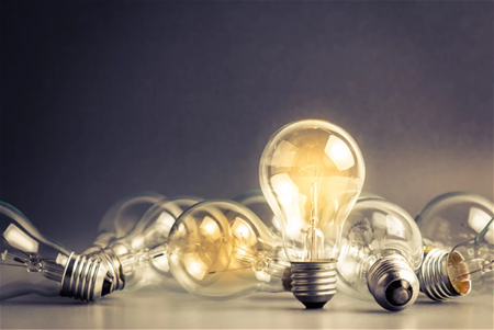 Boomer Consulting S.M.A.R.T. goals light bulbs